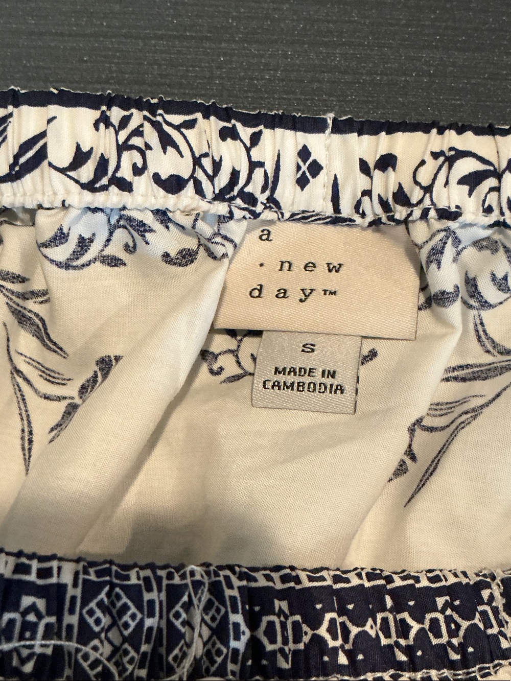 White and Navy Floral BohoTiered Skirt - Picture 4 of 7